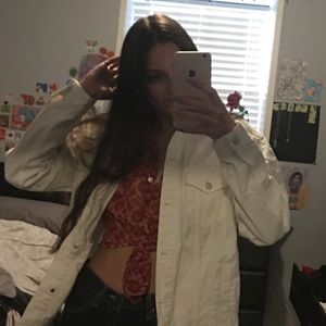 Meet your Posher, Adrianna